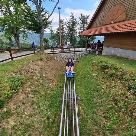 Pri Velkej Raci Chalet *